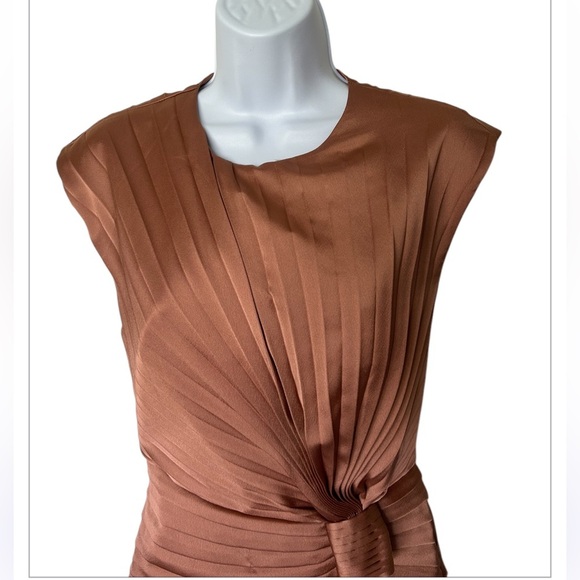 Acler pleated satin mini dress copper cap sleeve Size 4 - Picture 4 of 9